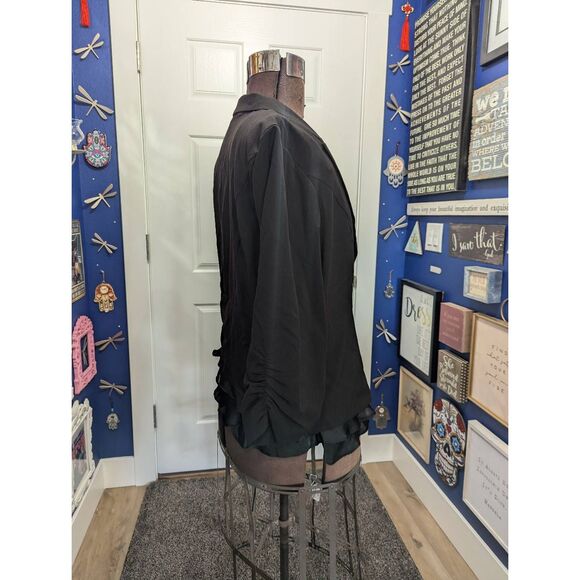 Sz 2XL Vanity 3/4 Sleeve Blazer w/ Ruffle Hem - Picture 3 of 15